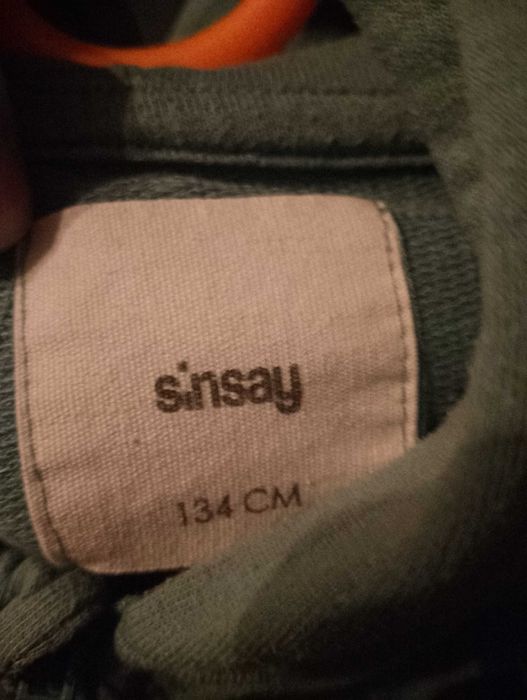 Markowe bluzy dziecięce 134-140