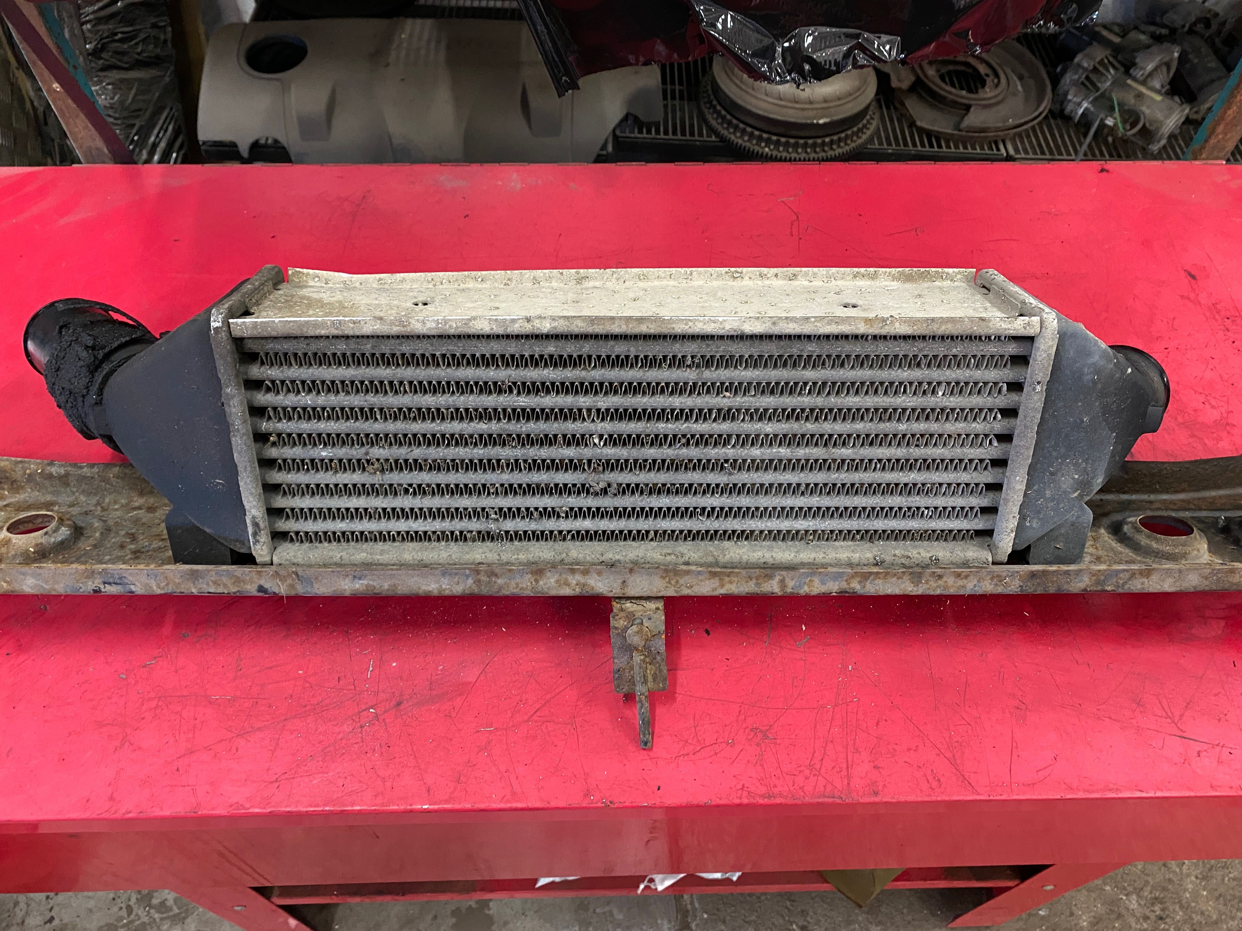 Intercooler Ford Transit V 2.4D