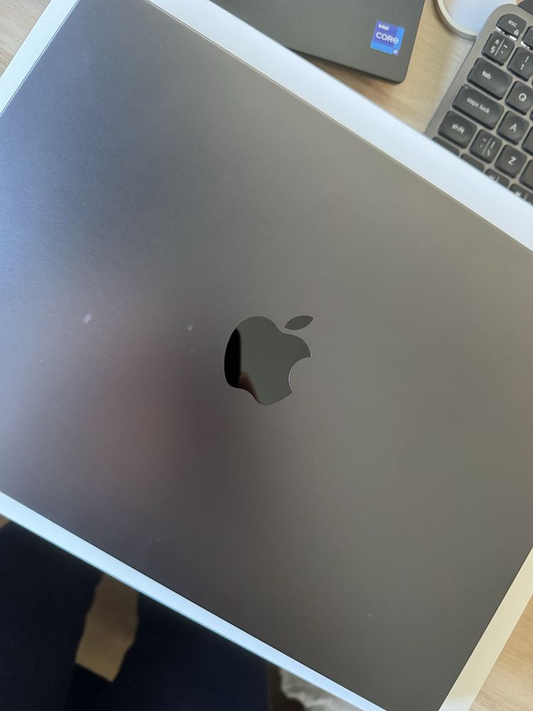 Macbook Pro M4 2025