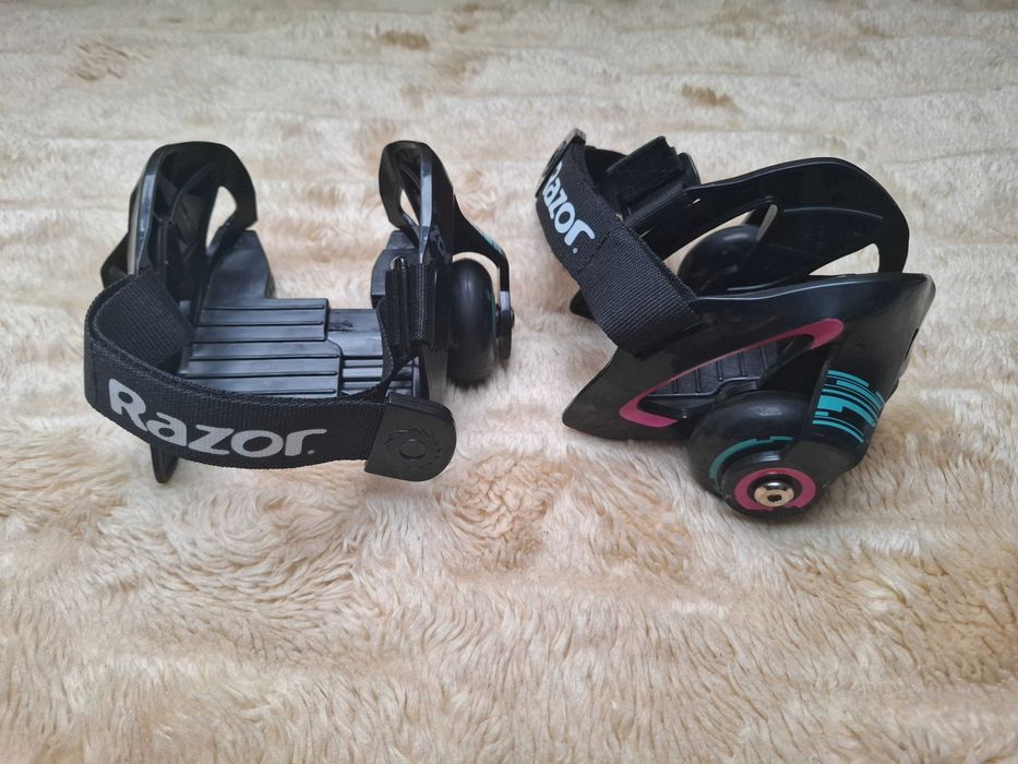 RAZOR Jetts mini rolki wrotki nakładane na buty + iskrowniki