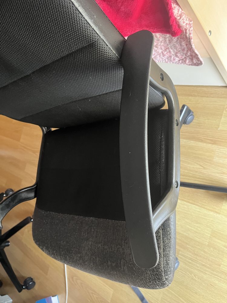Cadeira de escritorio IKEA