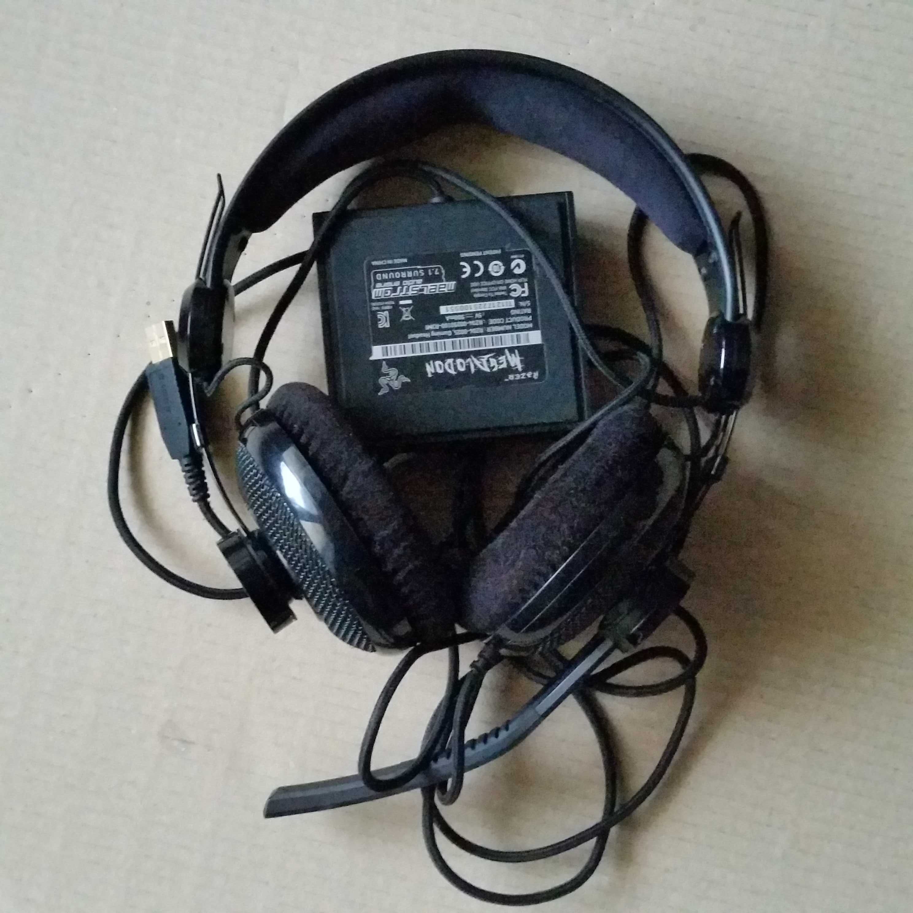 Гарнитура Razer Megalodon rz 04 0025