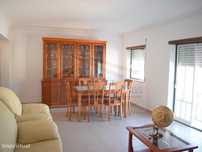 Apartamento T3 -c/ Garagem