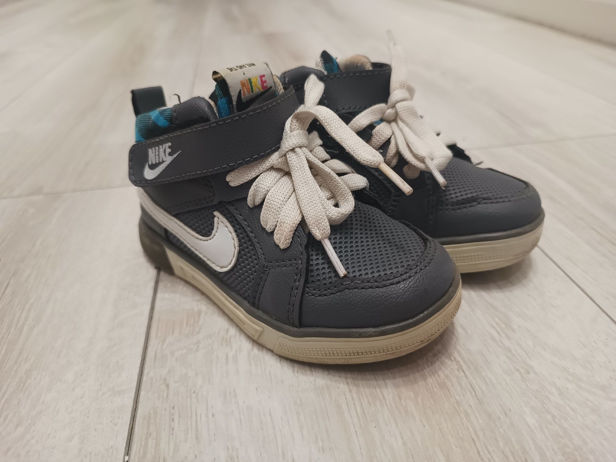 Adidasy Nike dziecięce