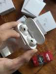 Airpods pro 2nd generation lighting