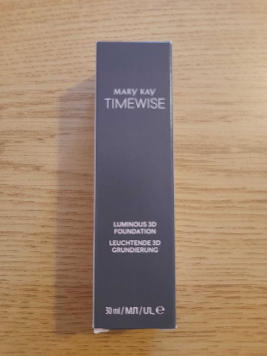 Base de Maquilhagem Luminosa - Mary kay