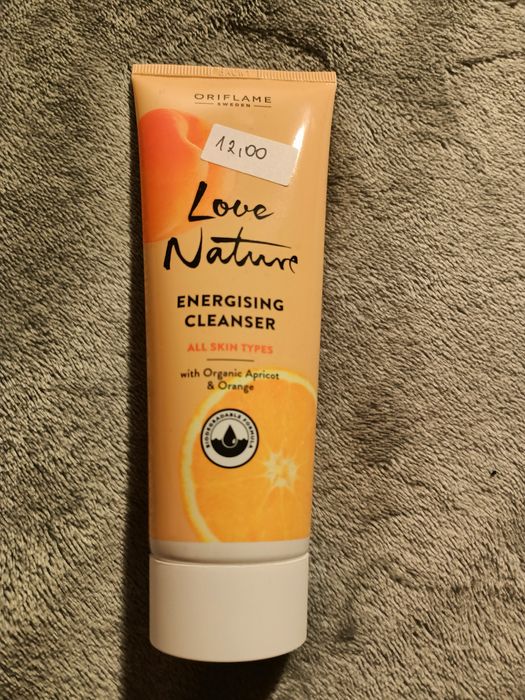 Żel oczyszczający do twarzy Oriflame