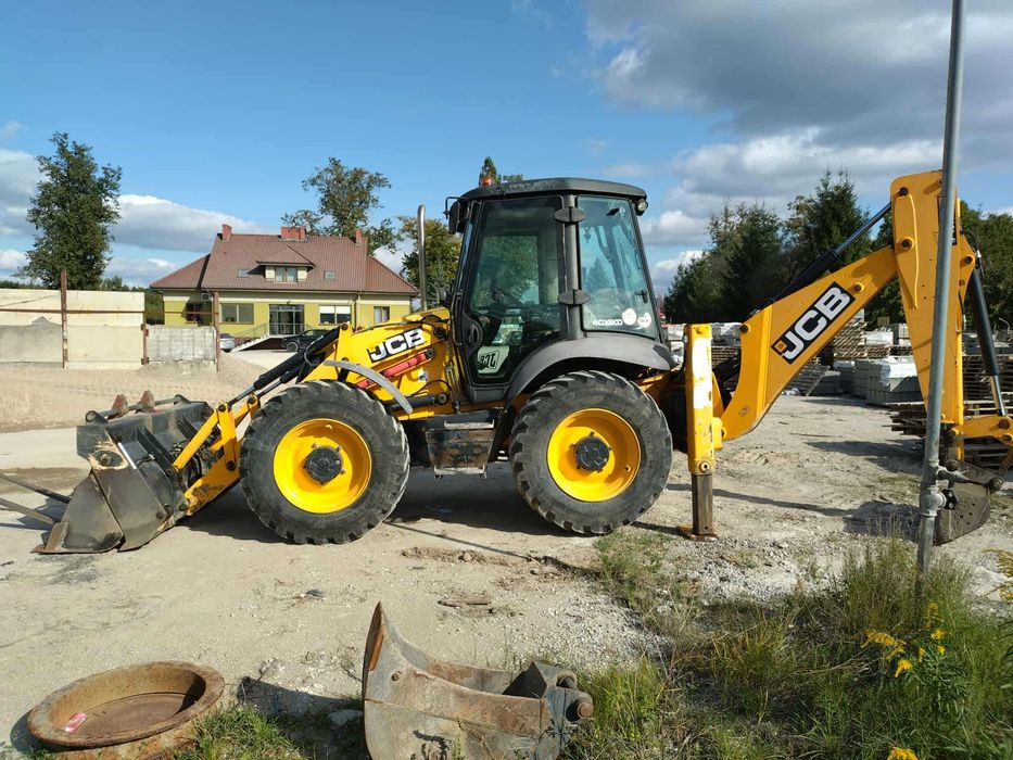 Sprzedam koparko-ładowarkę JCB4CX
