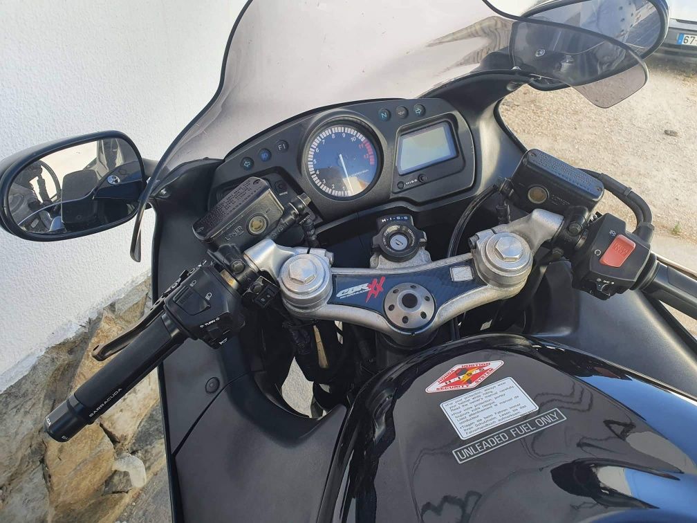Honda cbr 1100xx super black bird de 2001