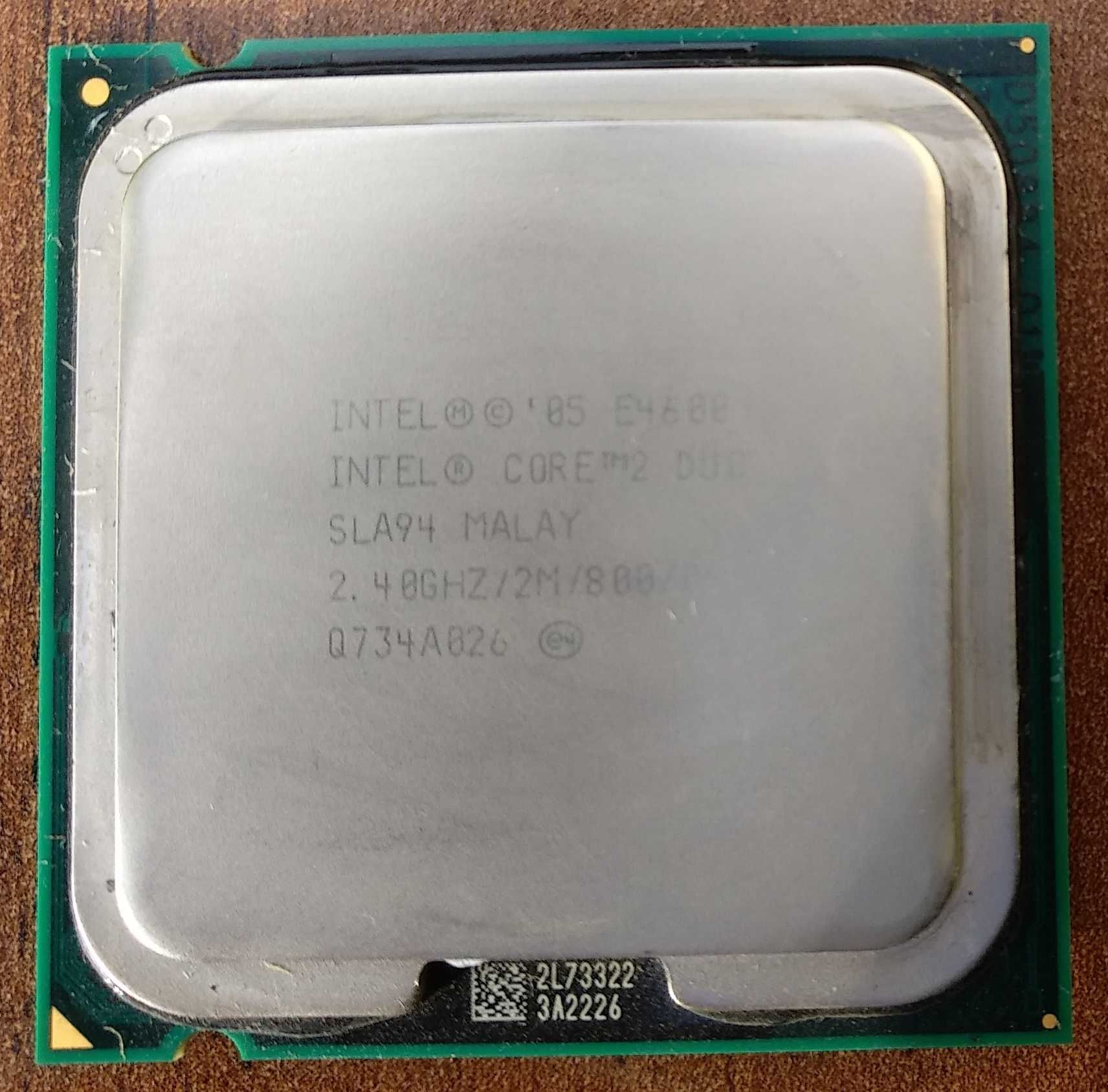 Intel E4600 (2,40GHz), EN9400GT