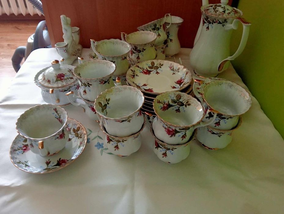 Zestaw kawowy chodzież złota róża