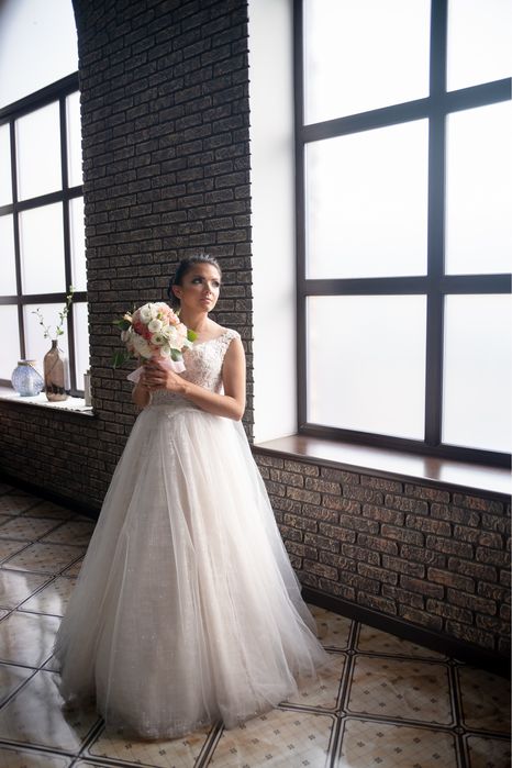 Продам свадебное платье