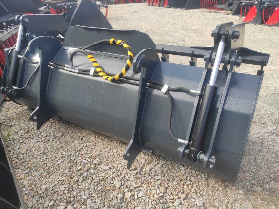 Krokodyl Łyżko-krokodyl kuty palony do ładowarki Manitou JCB Merlo