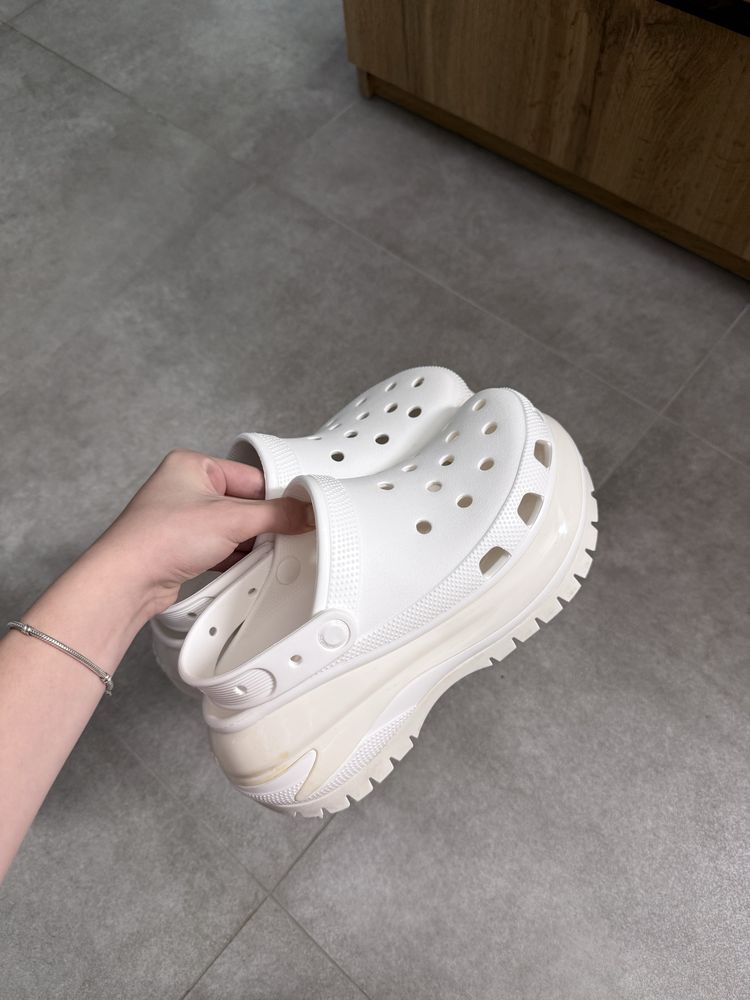 Crocs Classic Mega Crush White