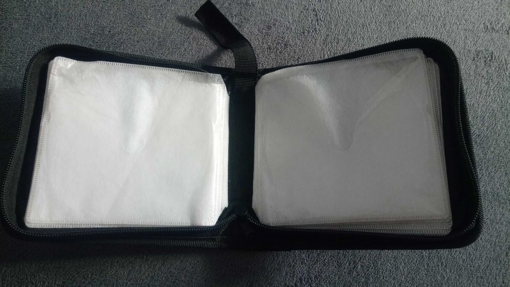 Etui pokrowiec futerał płyty CD 24 szt -   2 szt