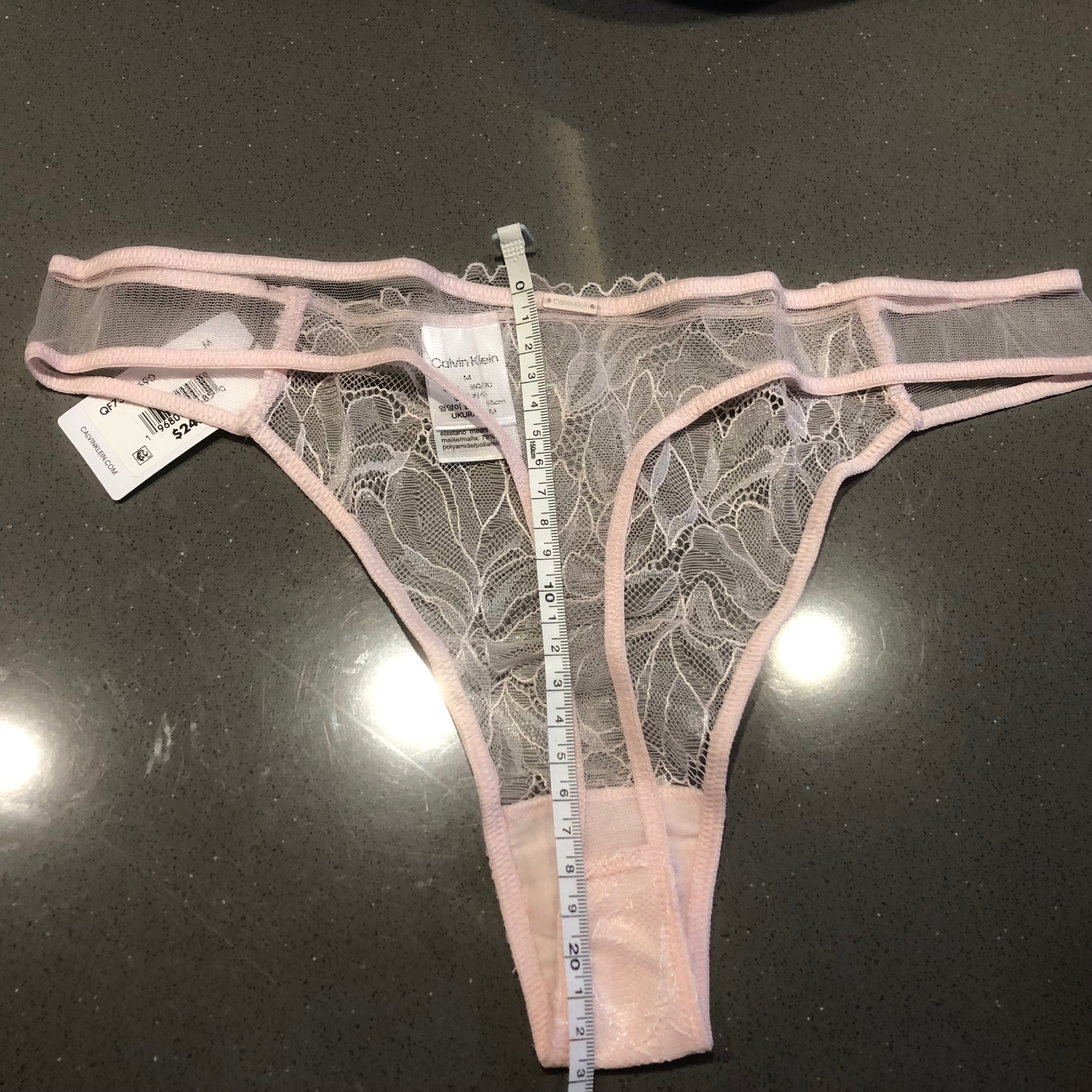 Calvin Klein underwear. Секси трусики стринги р М. Цена снижена!