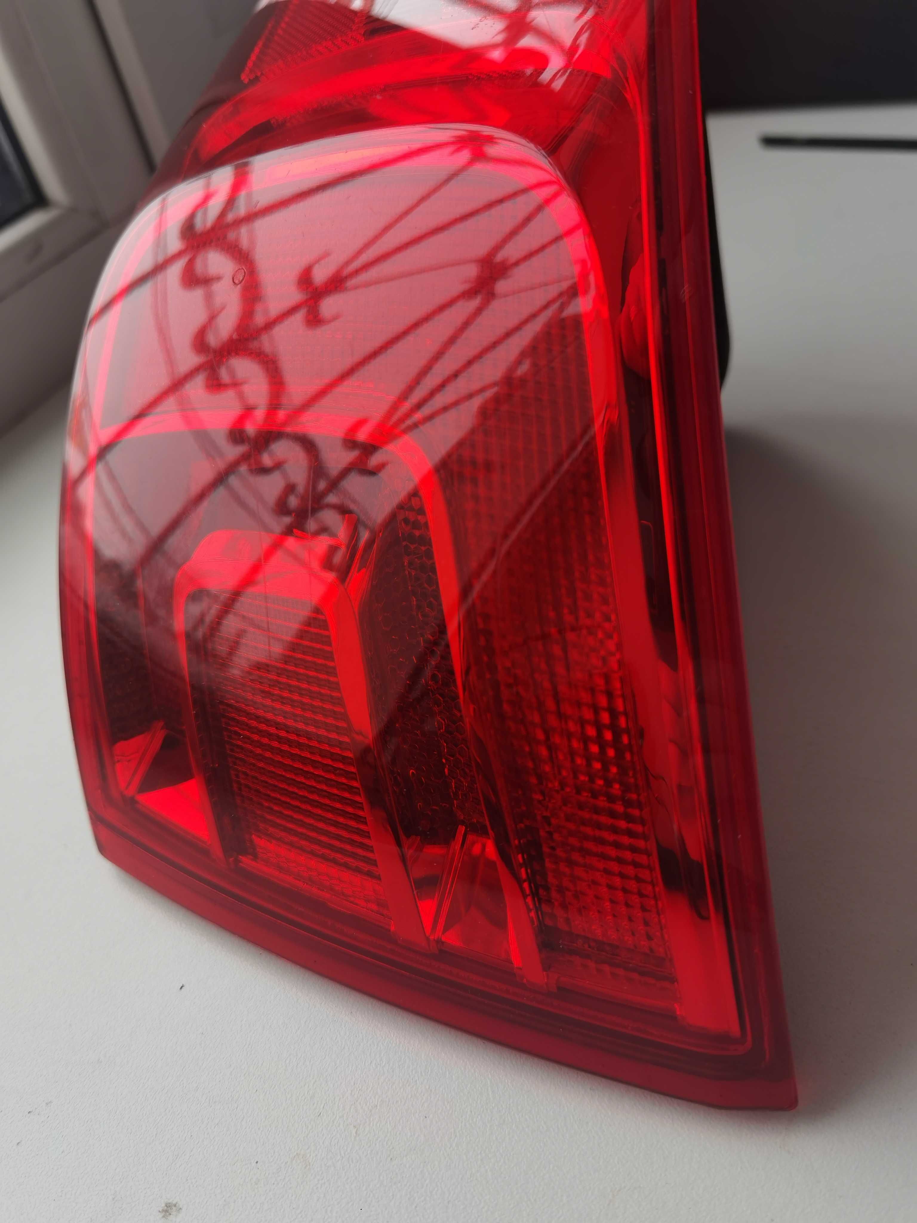 фонарь левый в крыло  Volkswagen Jetta 6