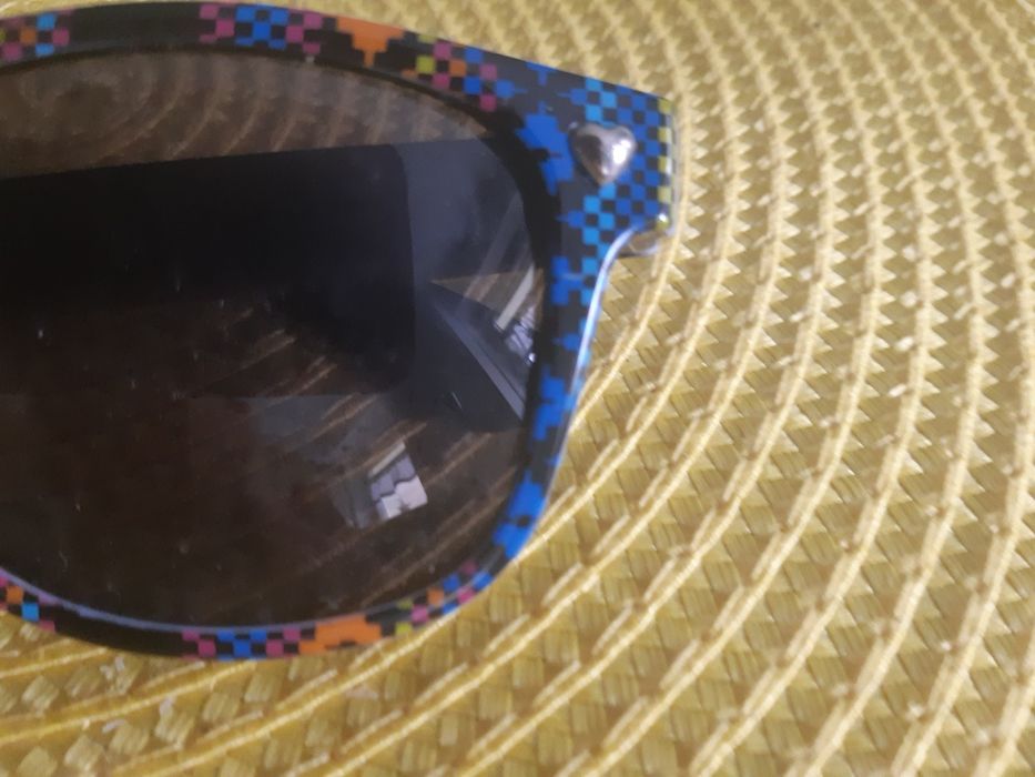 Okulary p/słoneczne, kolorowe