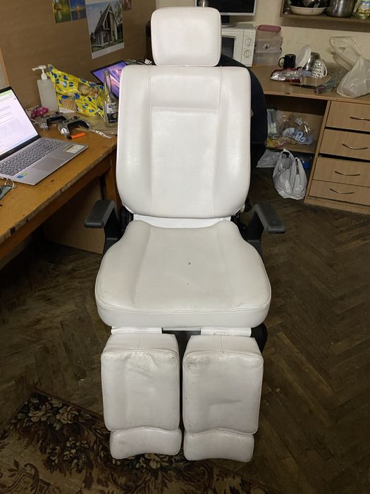 Педикюрне крісло