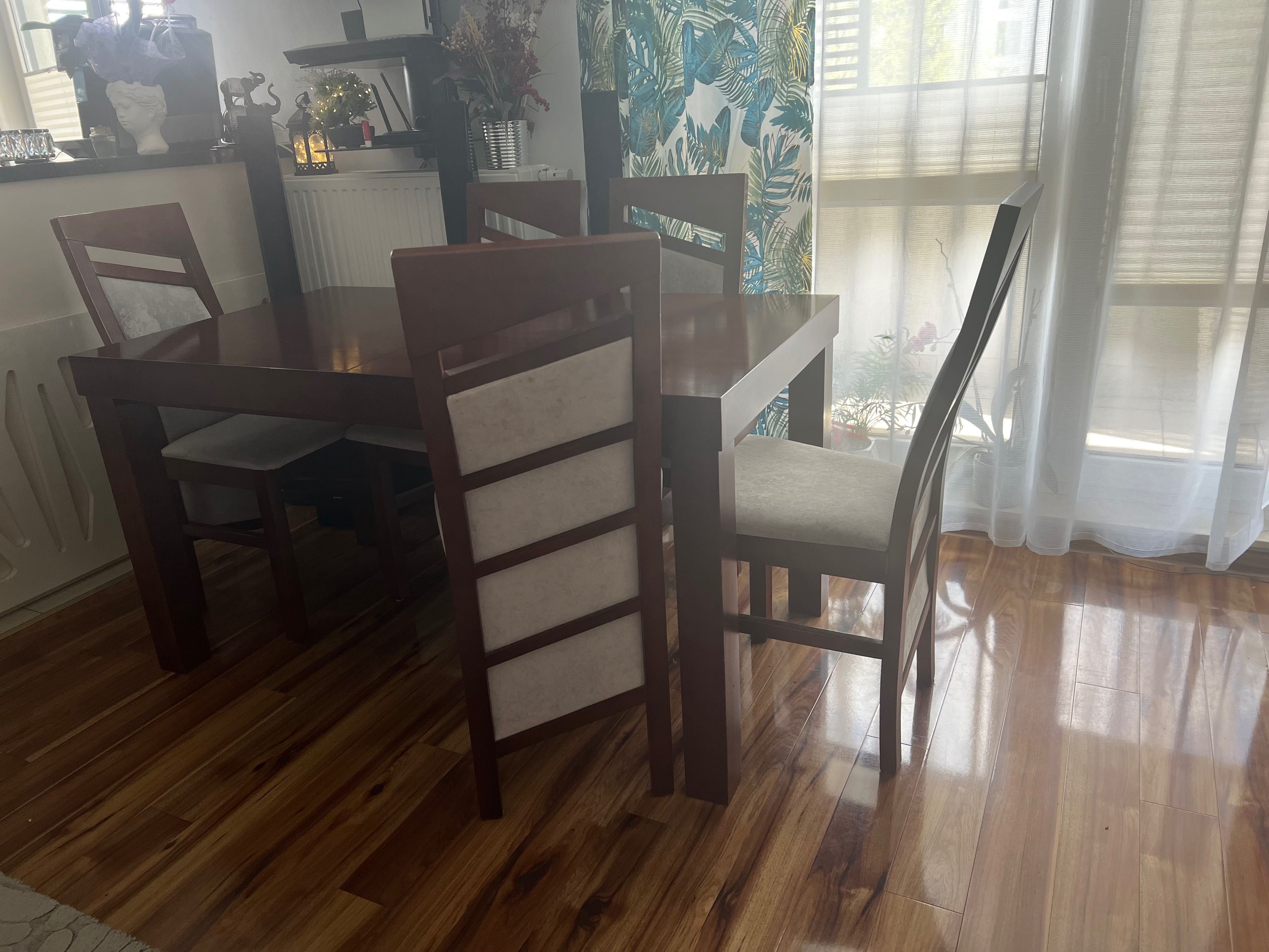 Stół i komplet 6 krzeseł