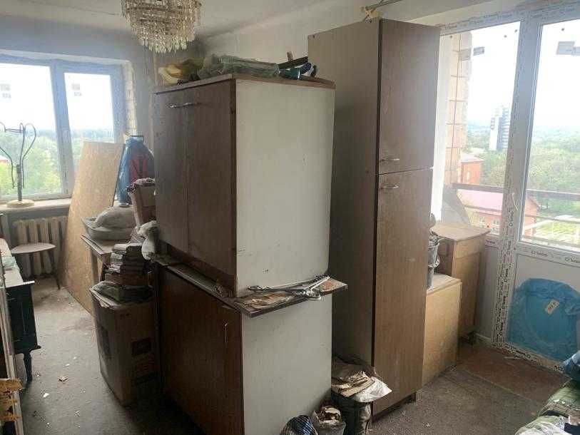 Продам 2 к. із. квартиру метро Х.Гора 12 хв пішки