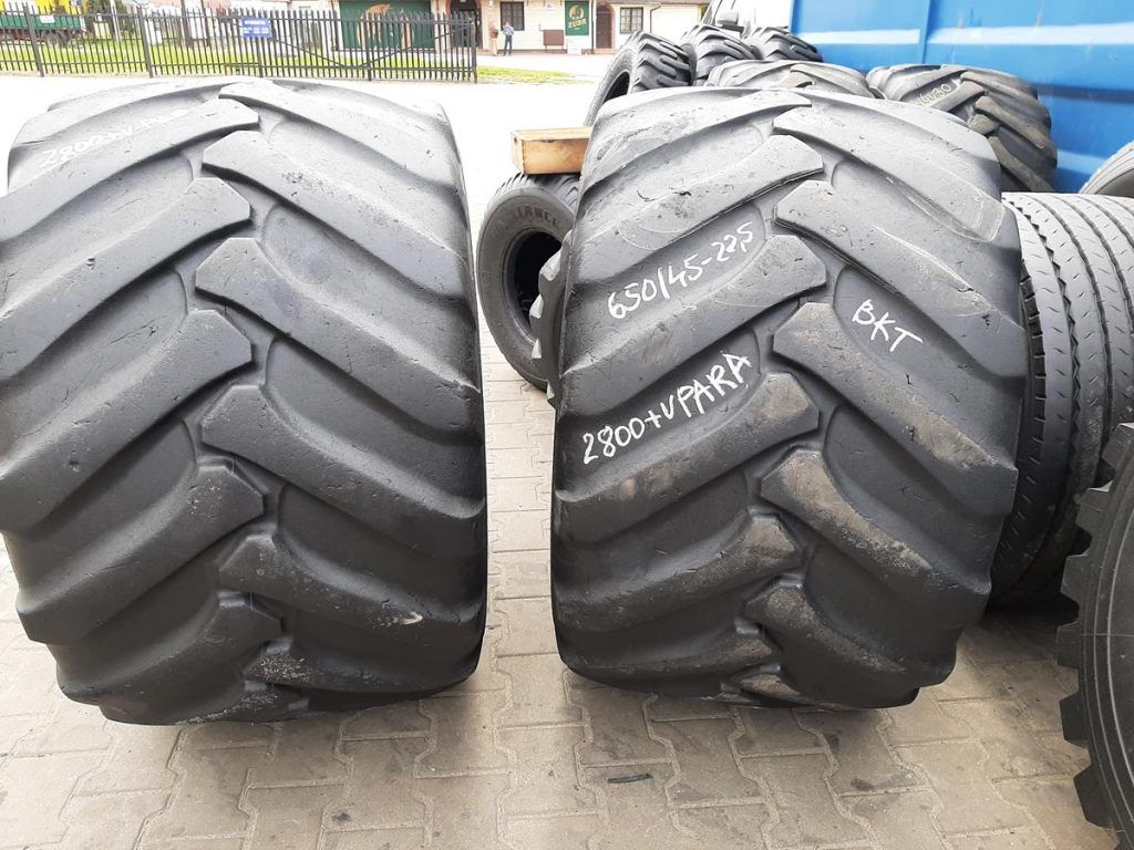 2x Opona używana rolnicza 650/45-22.5 650/45R22.5 BKT 1400zł W4431