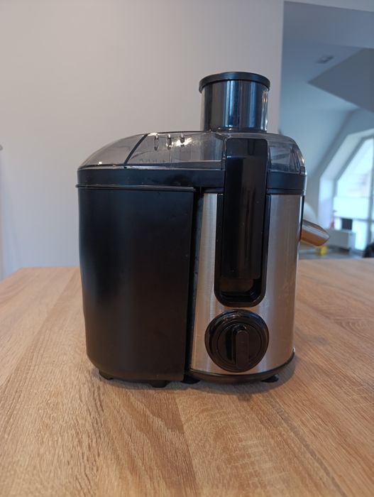 Соковижималка (соковичавниця) відцентрова Moulinex Frutelia