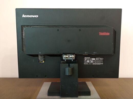 Монитор Lenovo ThinkVision 22", монитор для компьютера/работы и отдыха