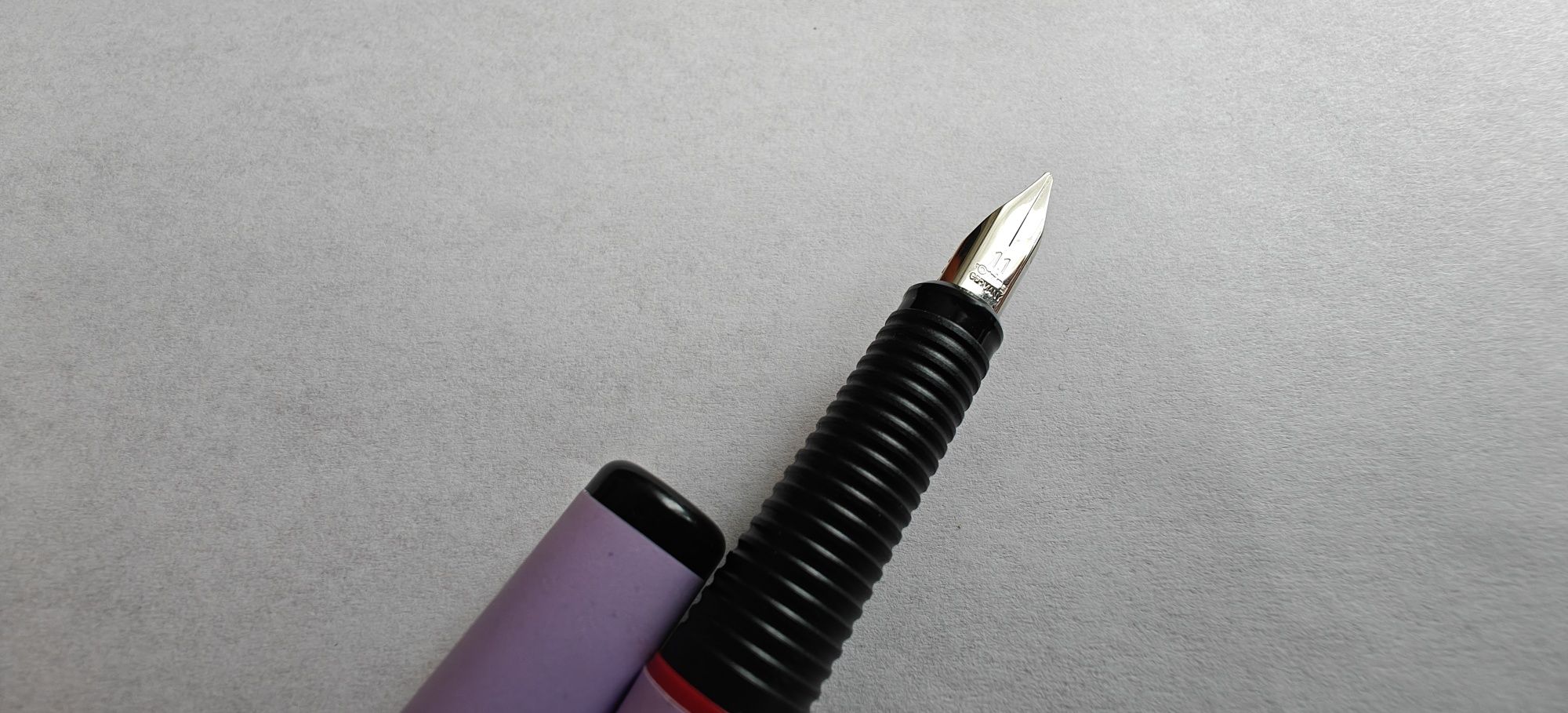 Pióro wieczne Rotring Art pen color pink