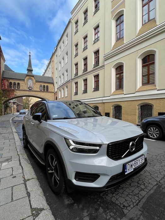 Volvo XC 40 Pierwszy właściciel, salon Polska, bogata wersja wyposażenia, AWD