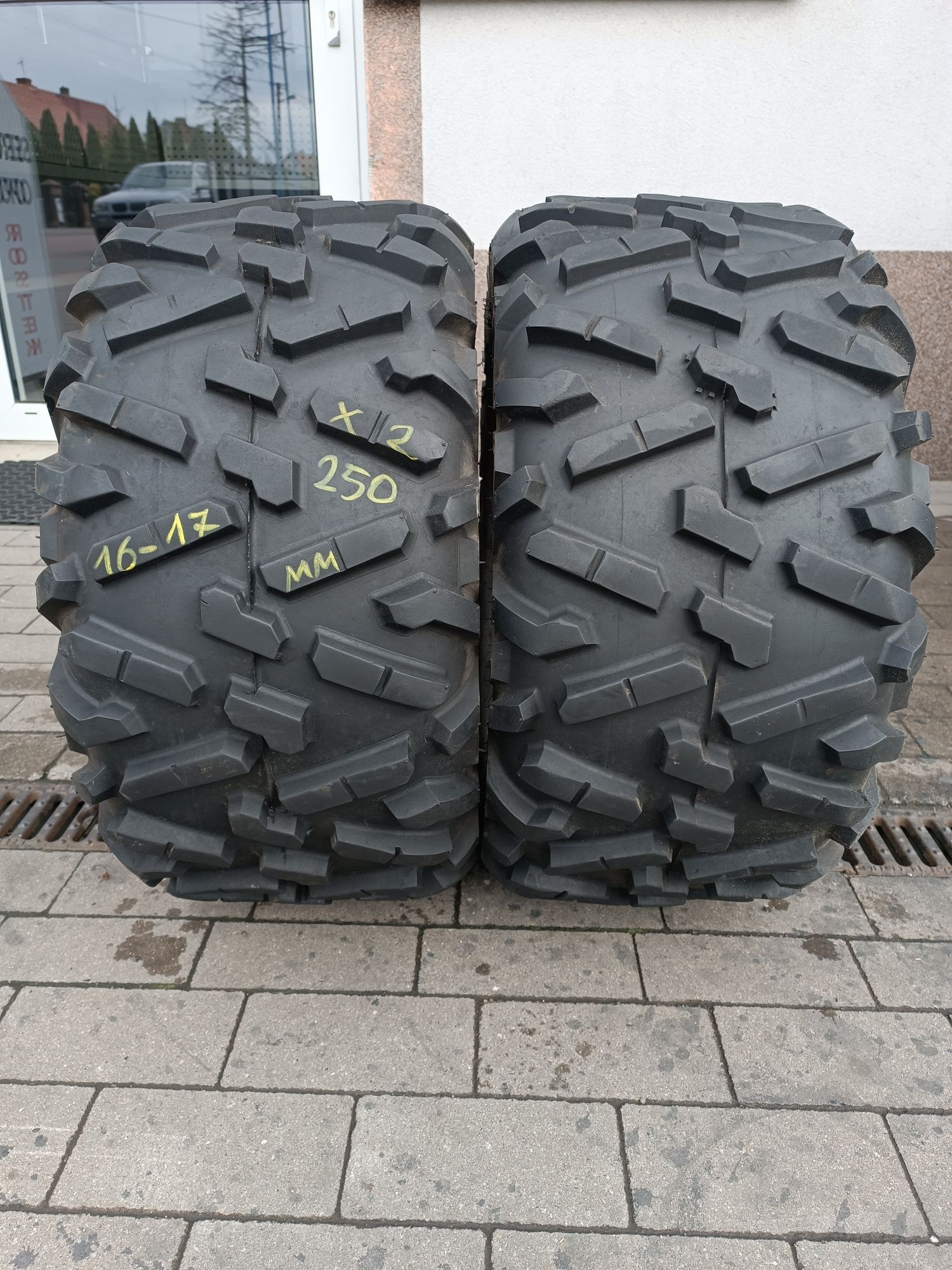 27x11.00R14 Maxxis Bighorn 2.0 280/60R14