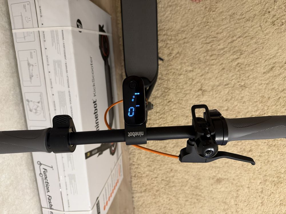 Єлектросамокат Ninebot F65I