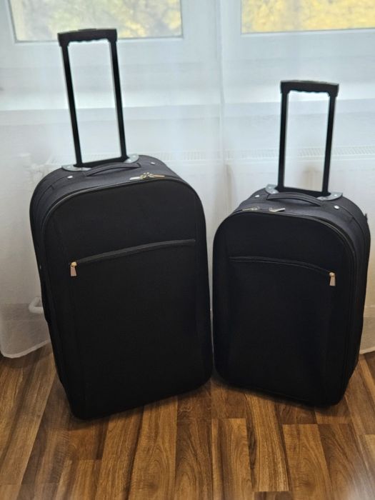 Zestaw walizek podróżnych