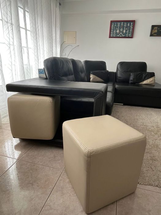 Sofás em pele (Preto)