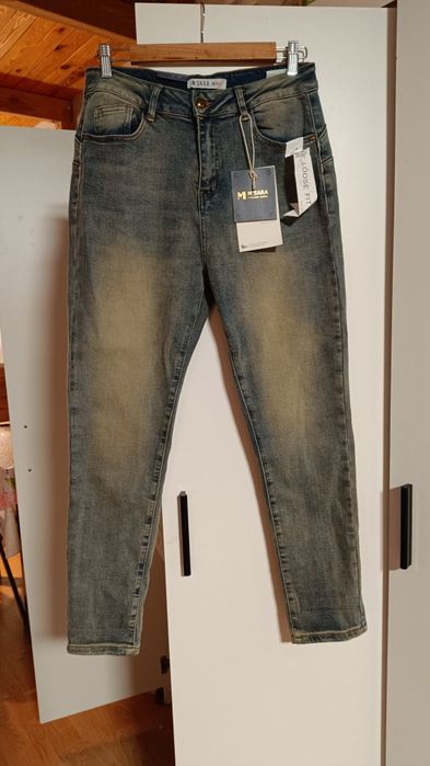 Spodnie jeansowe M Sara Vintage push up L wysoki stan