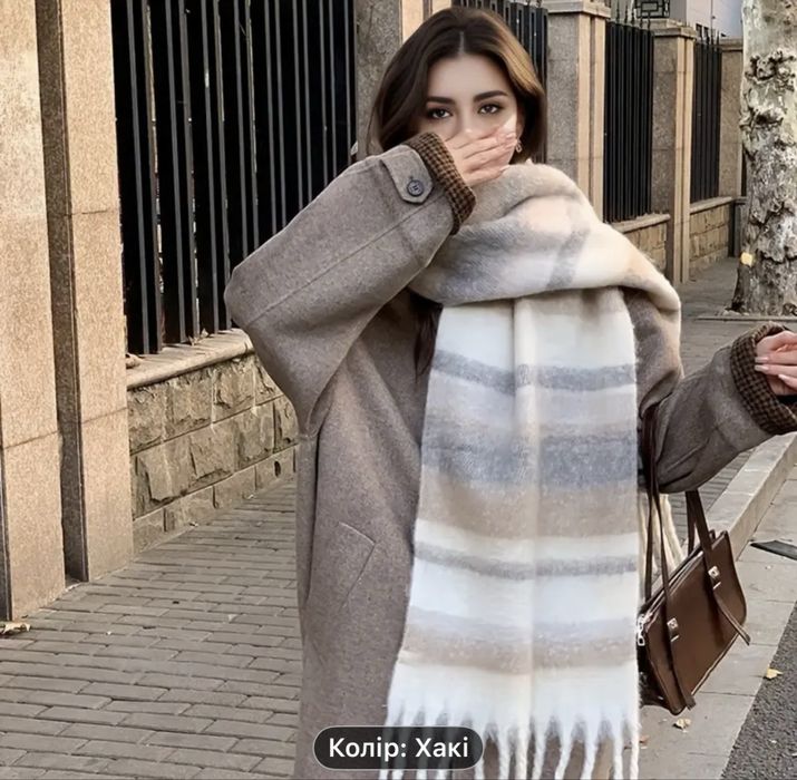 Шарф жіночій із бахромою