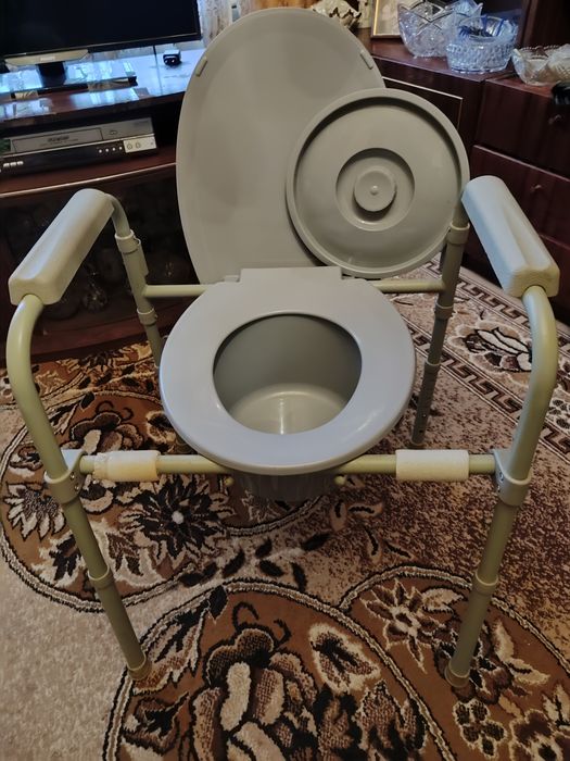 Стул- туалет для літніх людей