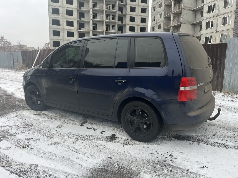 Volkswagen Touran мотор 1.9 дизель