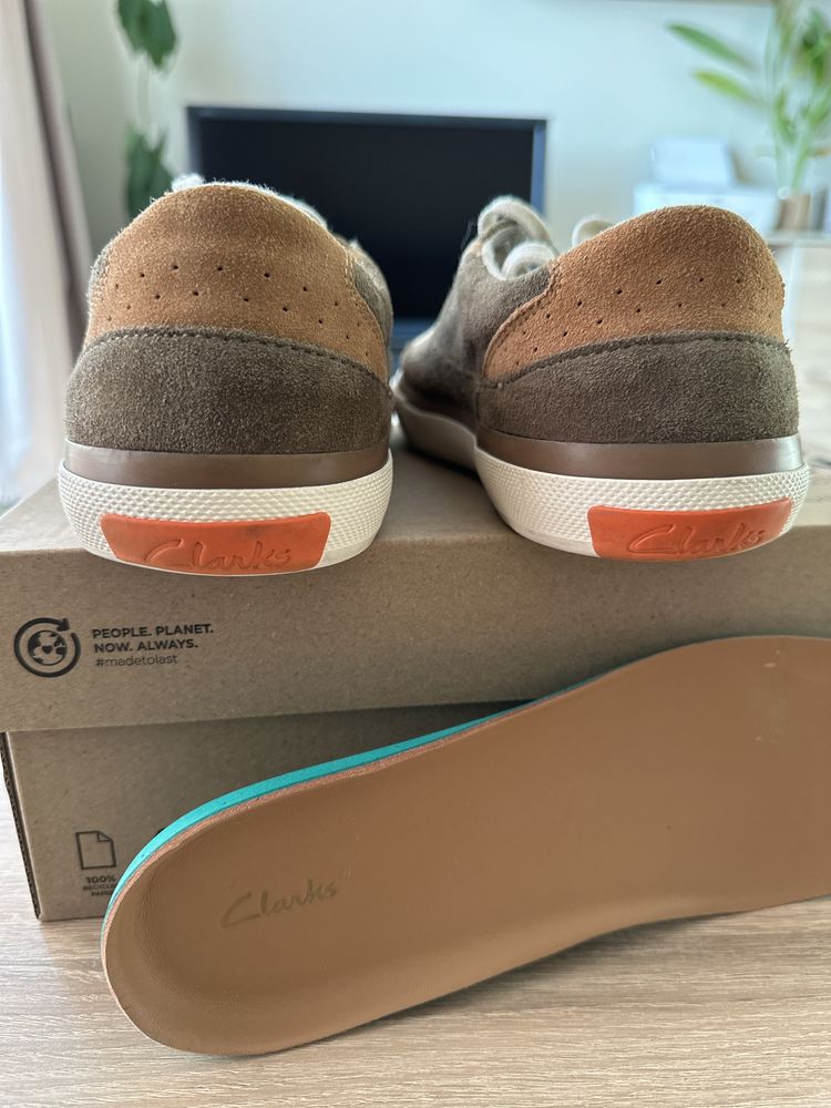 Clarks skora zamsz w bdb. Stanie