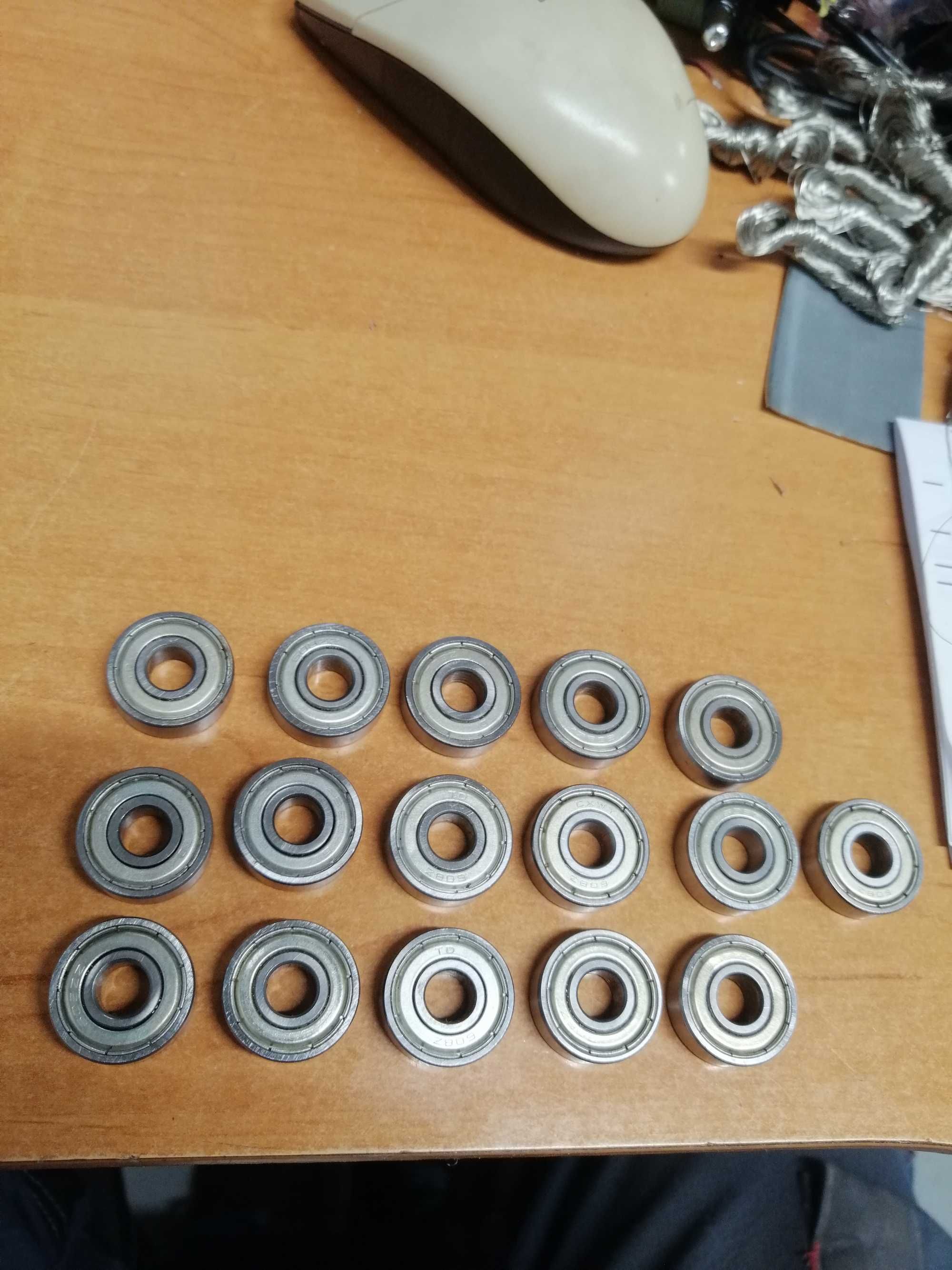 Łożysko do deskorolki  608 ZZ
