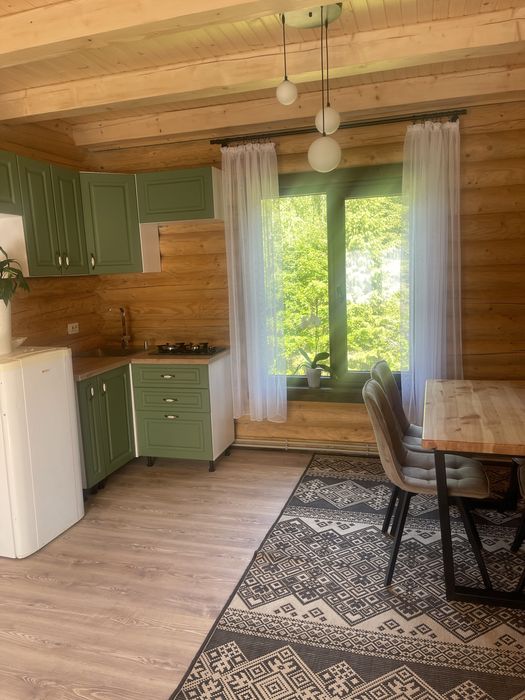 Відпочинок в Карпатах, Яблуниця, "Біля лісу" , Буковель