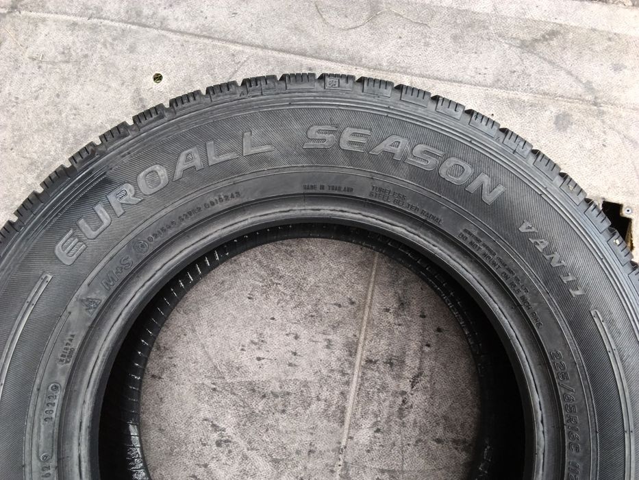 Продам шини 225/65R16C