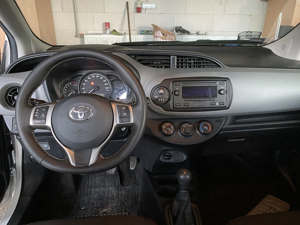 Toyota Yaris 1.5 VVTI 2019 r