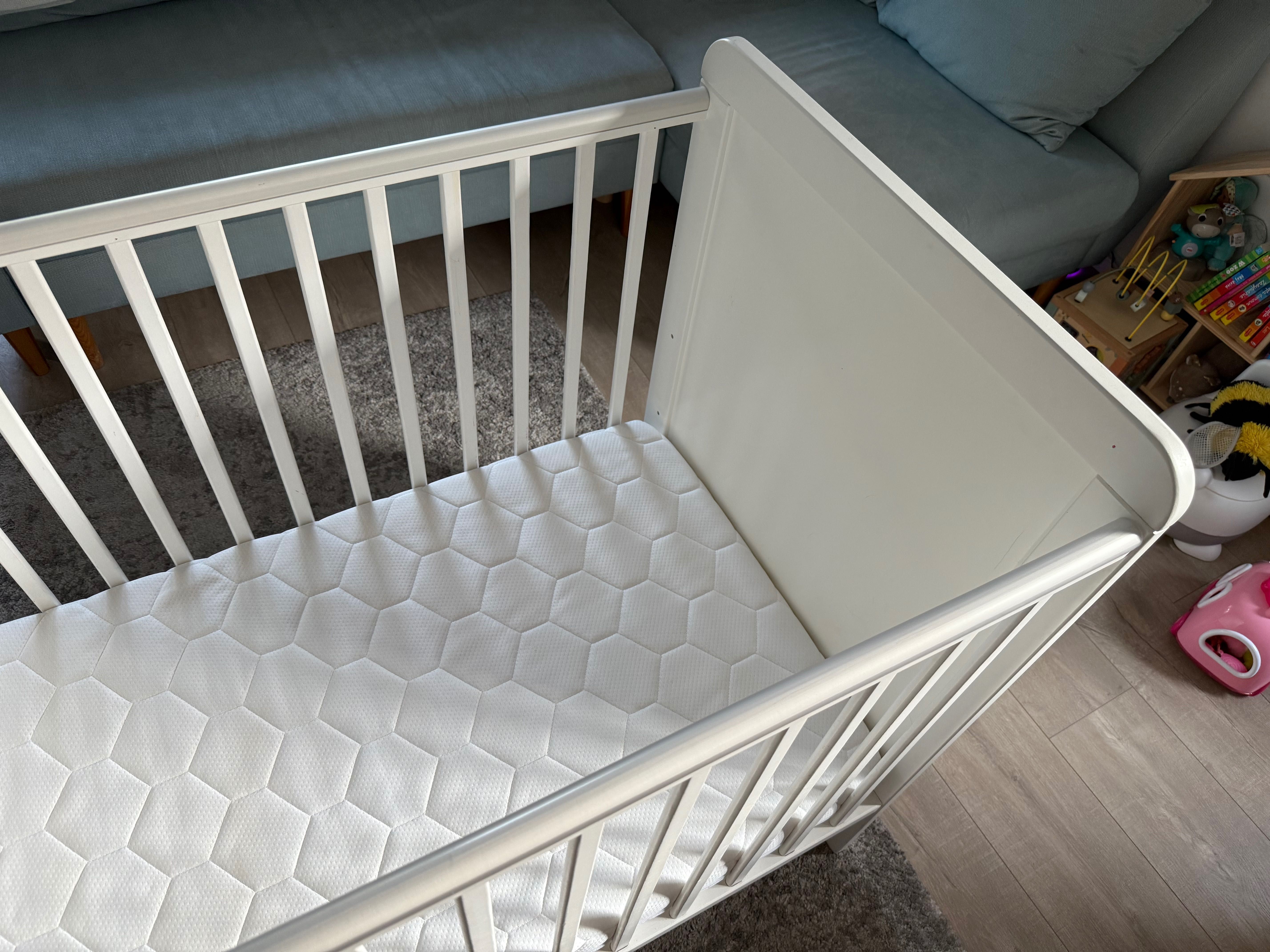 Łóżeczko niemowlęce Woodies 120x60 – solidne i stylowe.