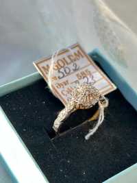 Złoty pierścionek zdobiony kamyczkami próba 585 nowy, okazja