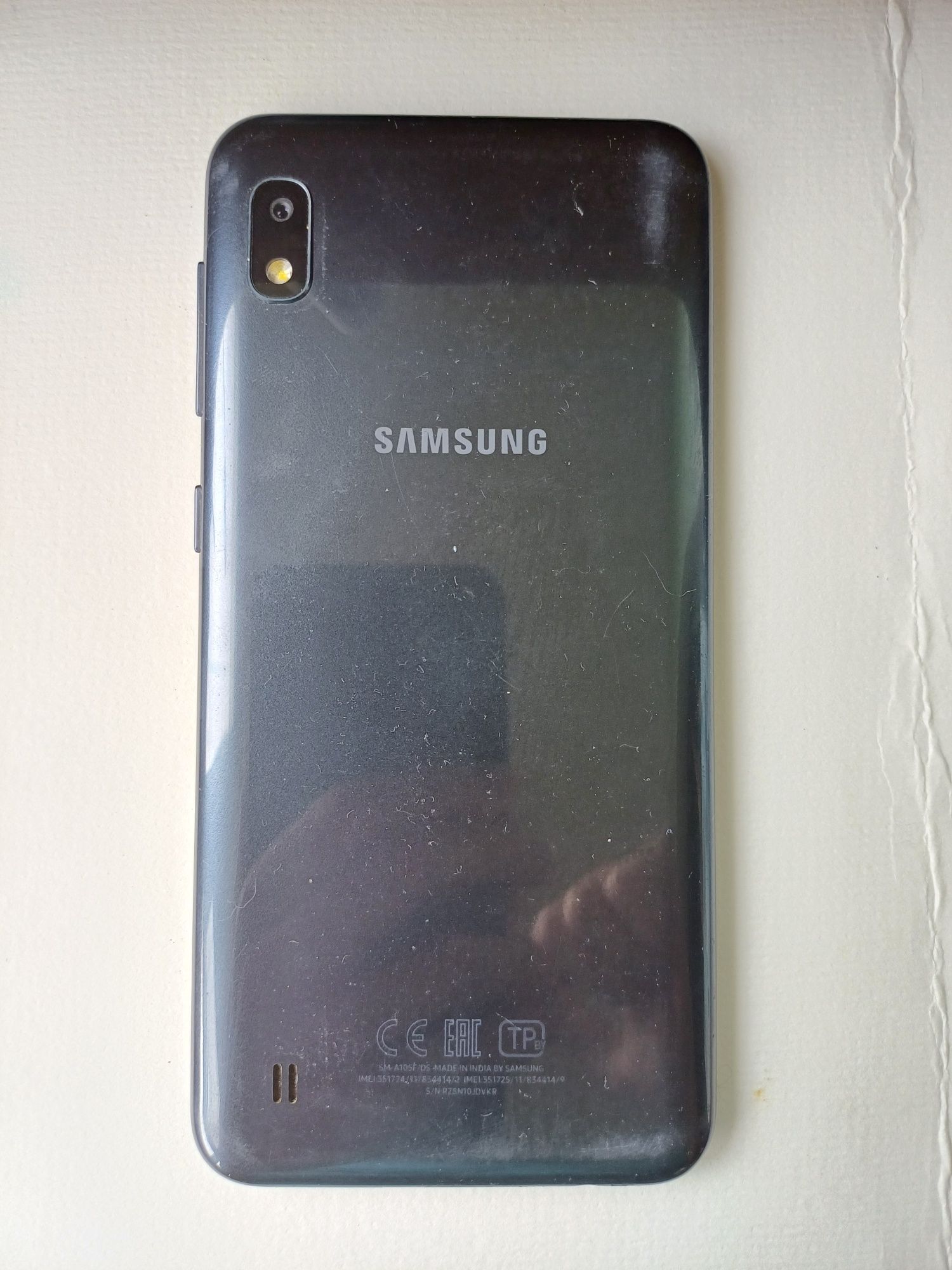 Samsung Galaxy A10 + наушники Redmi Airdots 2