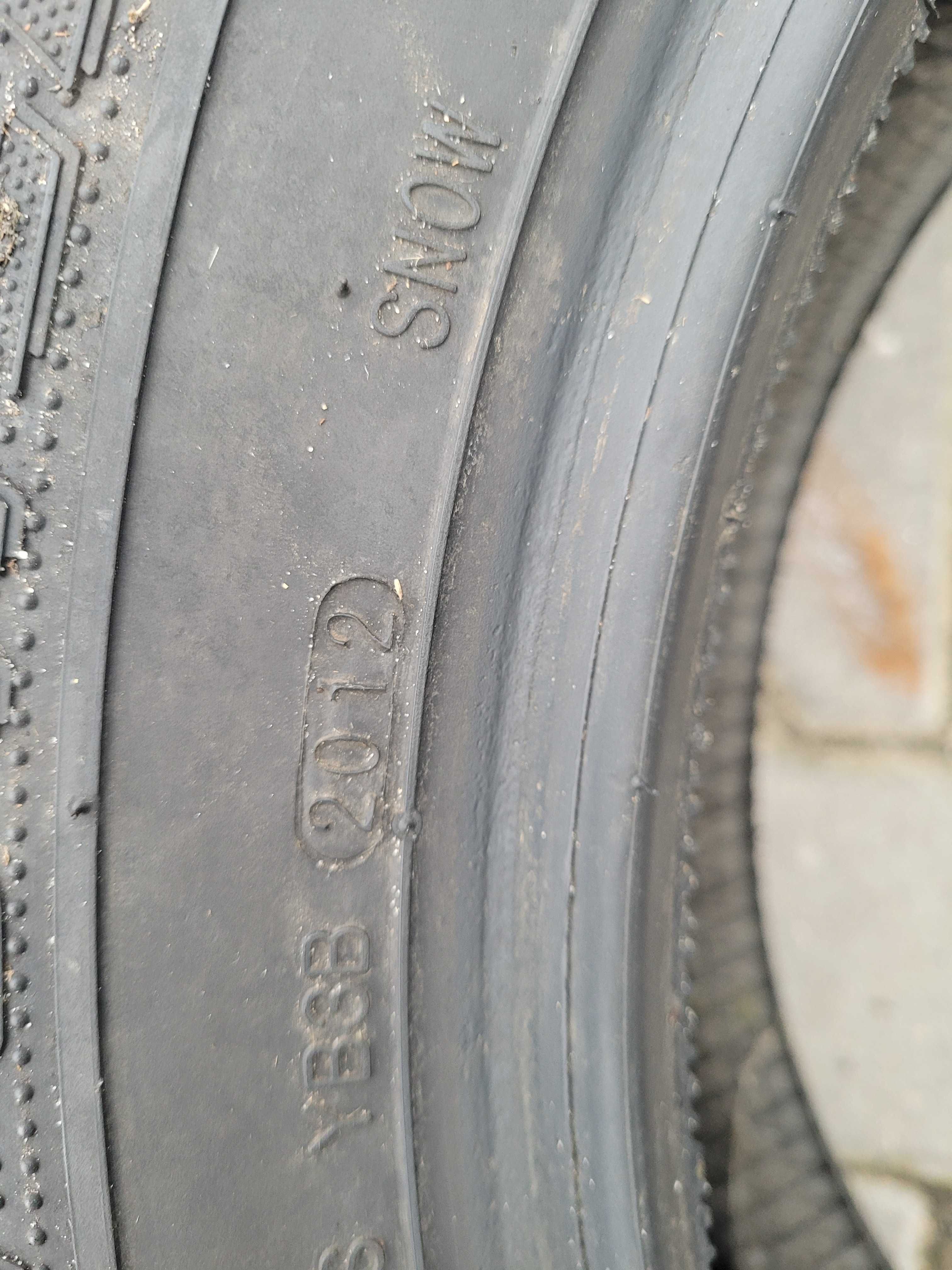 Opona Kumho 215/60 17C