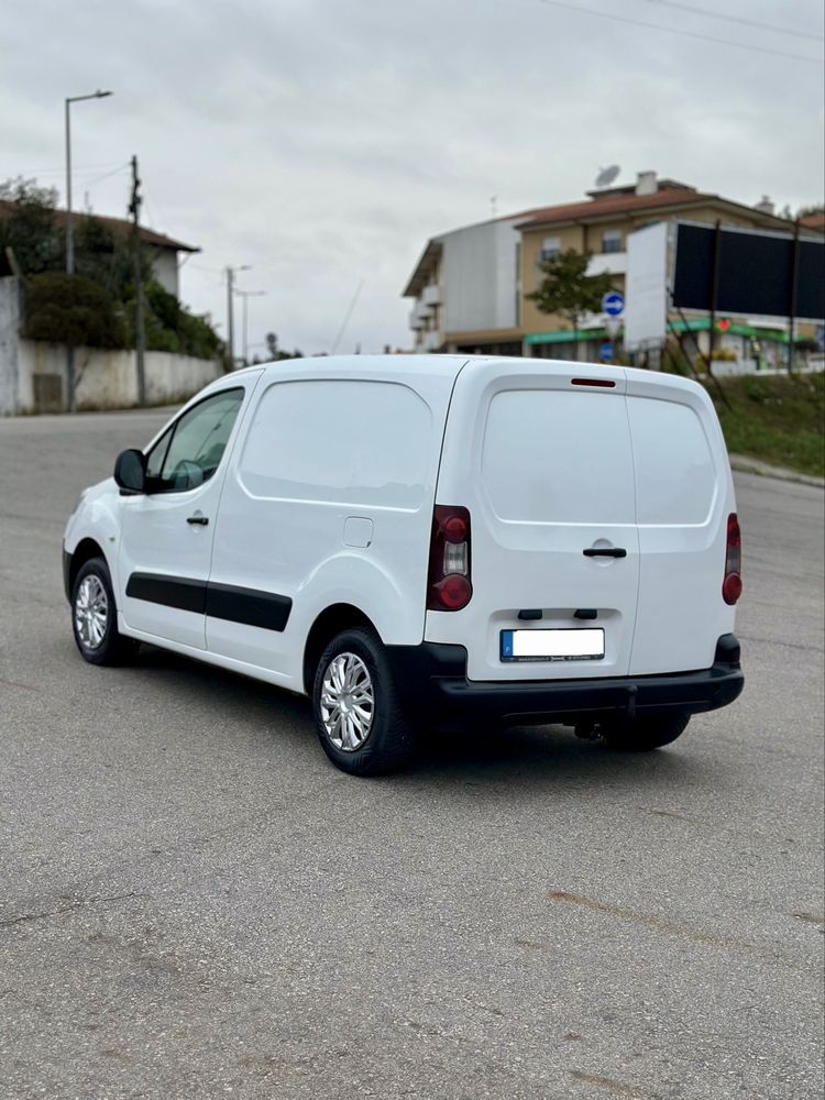 Peugeot Partner 2012   90cv