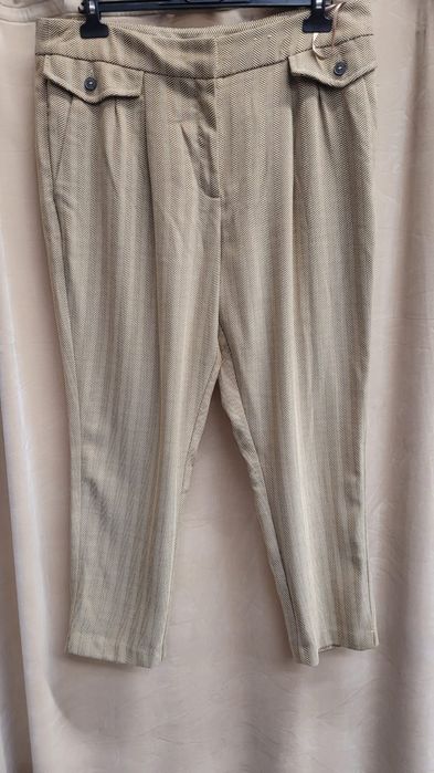 Spodnie chinosy r.48 F&F plus kamizelka 120 cm w biuście