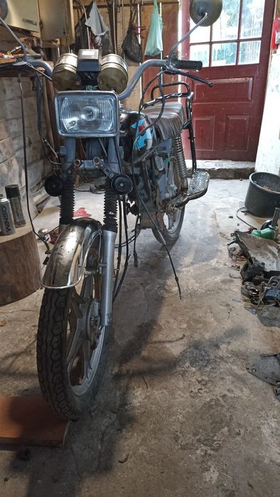 Продам Альфу без мотора 49,9кб терміново